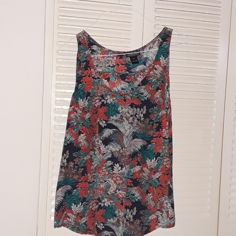Casual top size m